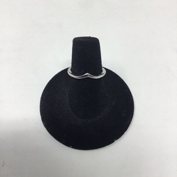 Silver Plated Curved Band Ring (H15) - Picture 2 of 5